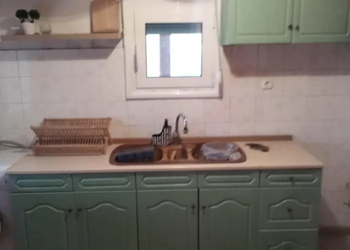Cozy Urban Aura Asproválta